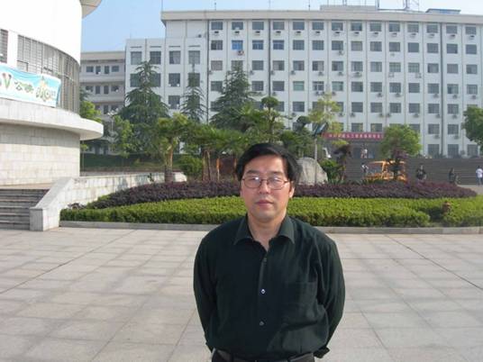 李国华(湘潭大学马克思主义学院副院长)