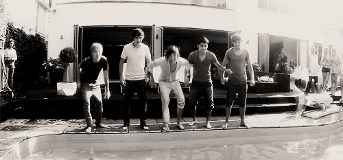 taken(One Direction演唱的歌曲)