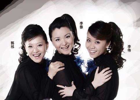 明月千里寄相思(黑鸭子演唱歌曲)