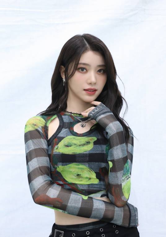 沈小婷(中国内地女歌手,韩国女子组合Kep1er成员)