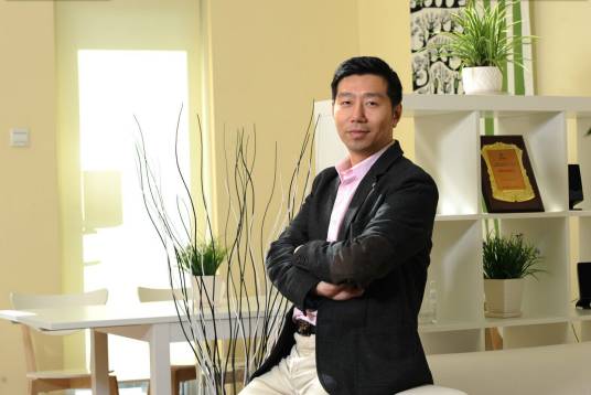 陈博(Adobe中国认证教师,独立设计师)