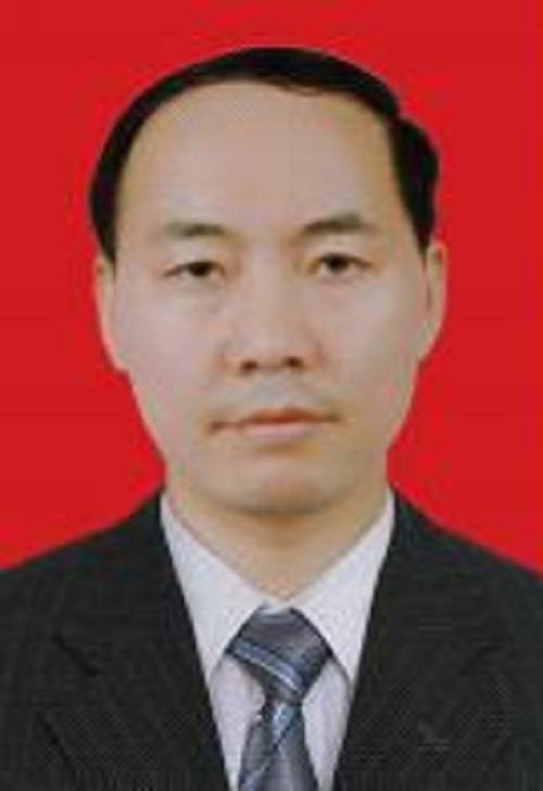 李军(湖北民族大学党委常委、副校长)