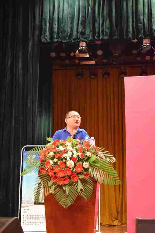 鲁文(考研英语教学团队新锐派教师代表)