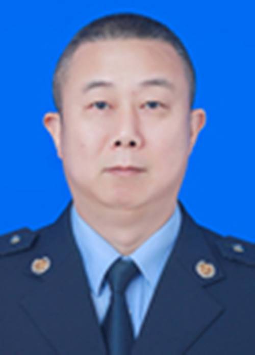 黄辉(国家税务总局乳源瑶族自治县税务局副局长)