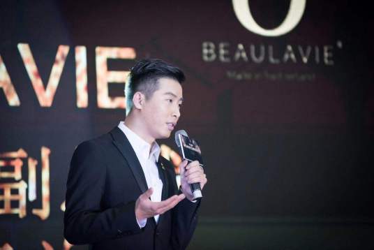 洪亮（影视出品人）