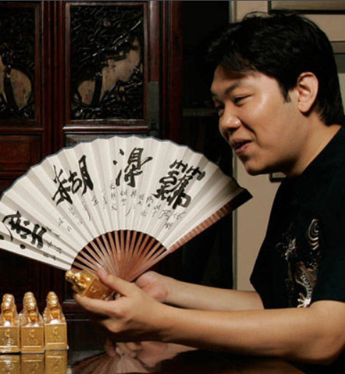 梁爽(江苏交通广播网特聘级主持人、江苏省曲艺家协会副主席)