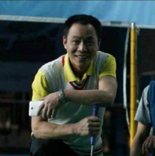 李士伟（中国羽毛球教练）