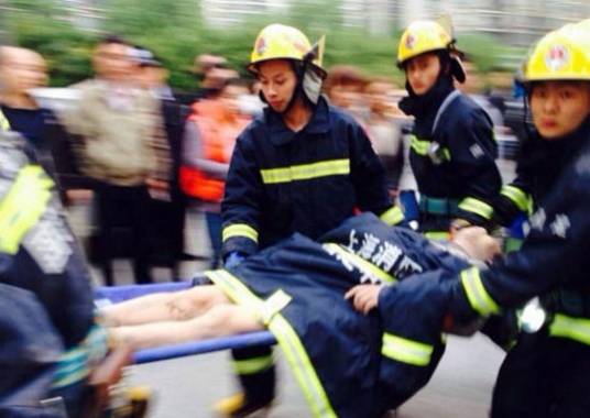 5·4上海居民楼倒塌事件