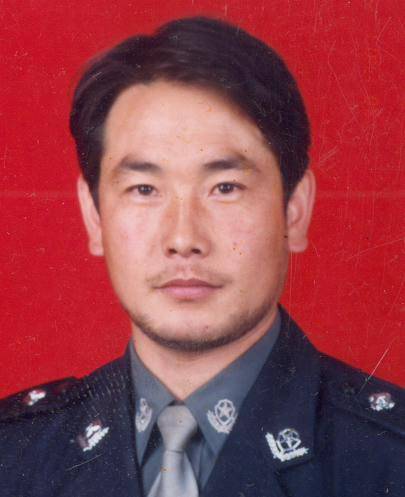 陈毅(原湟中县公安局民警)