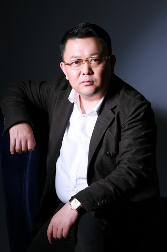 韩东（四川省山东商会会长，全国鲁商联盟常务副主席兼秘书长，十一届、十二届、十三届四川省政协委员）