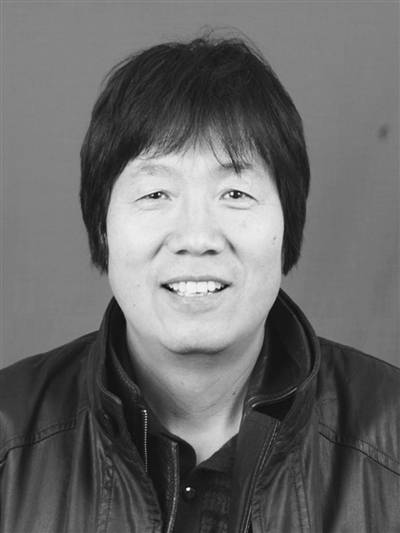 张宏山(现为青海省书法家协会理事兼副秘书长)