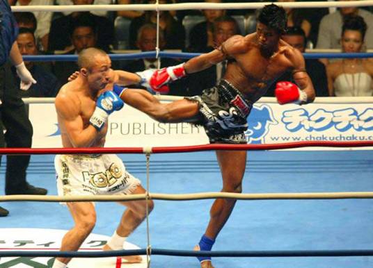 沙曼·商洛威拉