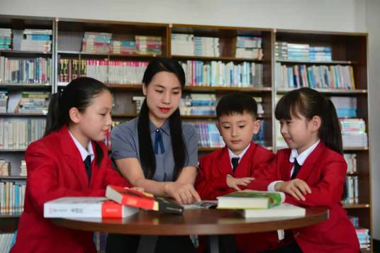 平顶山枫叶国际学校