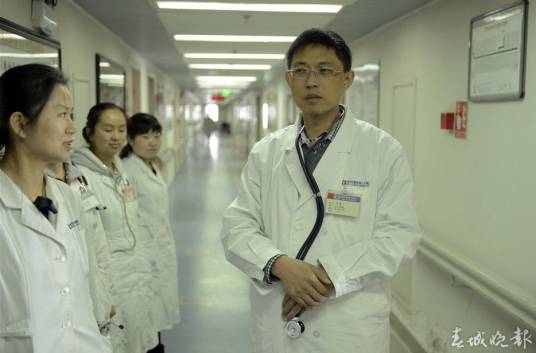 李易(重庆医科大学教授)