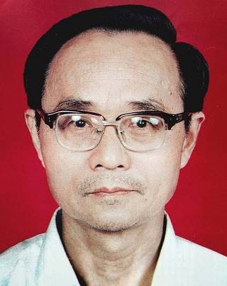 张群(淮阴市有突出贡献的专业技术工作者)