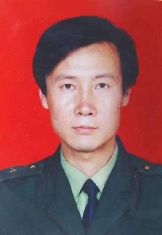 李海滨(银川市公安局巡警支队烈士民警)