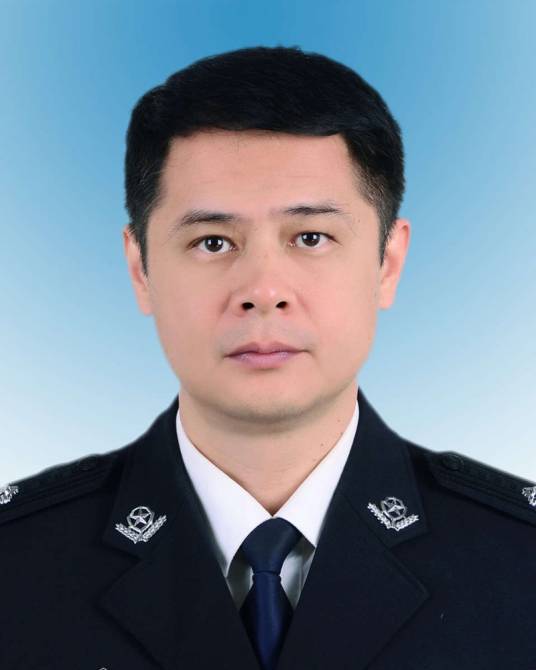 李海峰(山东省济南市公安局党委副书记、政委)