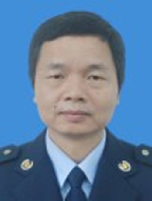 朱光（国家税务总局龙门县税务局局长）