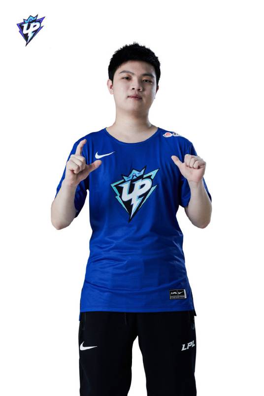 刘家豪（英雄联盟职业选手）