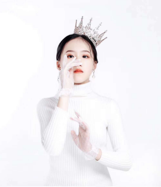 张琳(“客家三宝”组合成员、小童星)