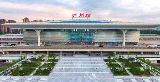 泸州站(中国四川省泸州市境内铁路车站)