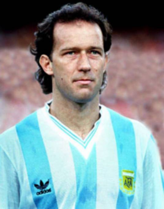 加布里埃尔·卡尔德隆