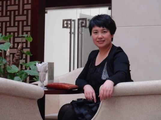 苗琳(庆阳市新月电脑有限公司董事长)