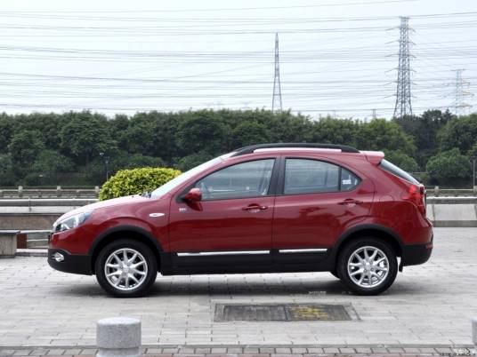 江淮同悦RS 2012款 CROSS 1.3MT尚动豪华型（手动）