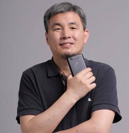 王迅(青橙定制手机董事长兼CEO,锐嘉科科技集团董事长)