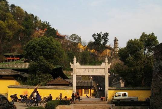 龙兴寺(浙江省台州市龙兴寺)