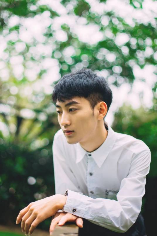 李洋(浙江大学教师,中外美术研究院助理研究员)