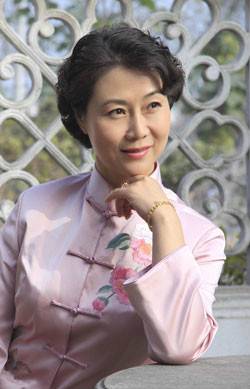 王芳(中国昆剧、苏剧女性演员)