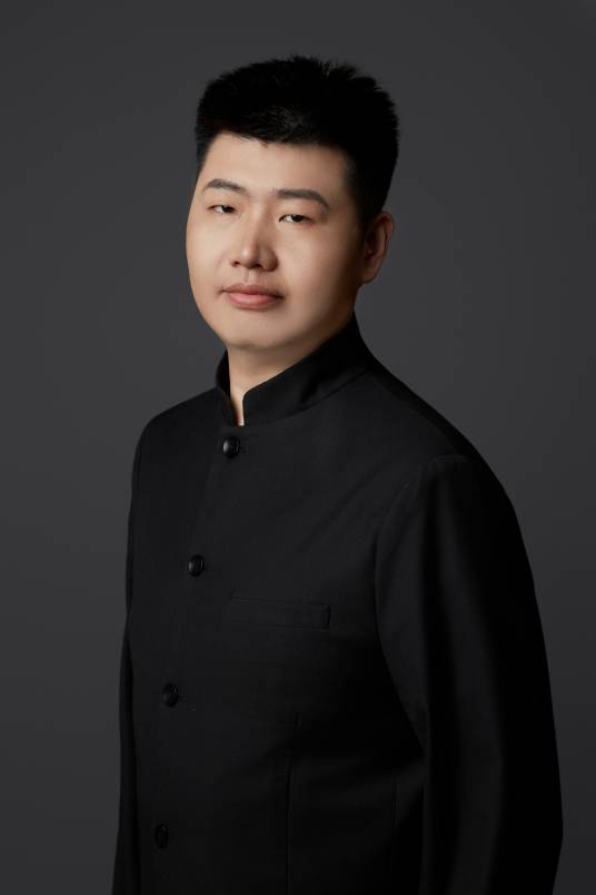 超凡(导演、编剧)