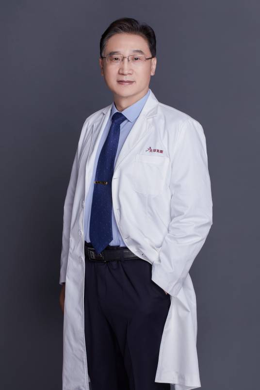 王志强(北京美莱医疗美容医院美容外科技术院长)