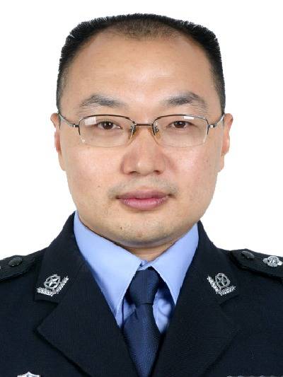 陈强(四川省内江市公安局党委委员、机关党委书记)