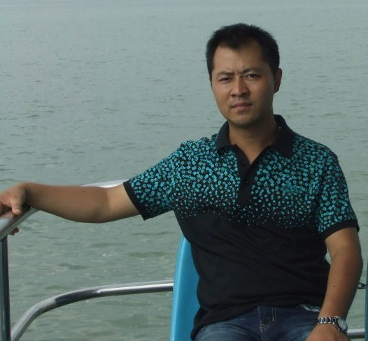 张挥(淮阴书画院副院长)