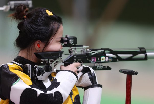 朱雪莹捐金牌，朱婷备战全运，陆续出关的奥运健儿们都在忙什么？