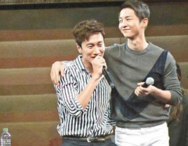 宋仲基李光洙现身友人婚礼，宋仲基和李光洙的关系如何？