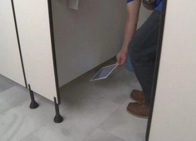 东华理工男生进女厕偷拍被开除学籍!女生在公共厕所该如何保护自己的隐私?