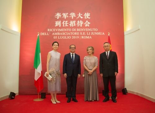 李军华任联合国副秘书长，即将升任的他过往有哪些履历？