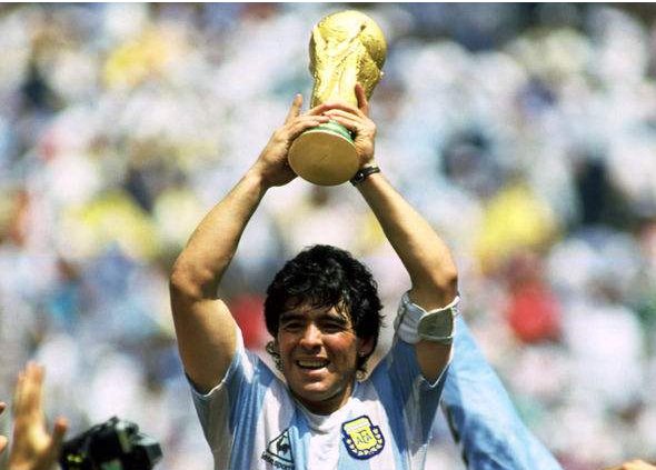 外媒：马拉多纳将被葬于阿根廷首都郊外，他对世界足坛有何影响？