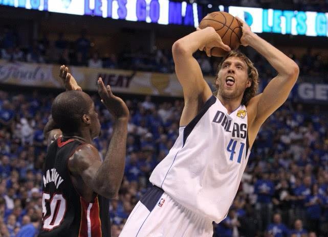 NBA球员有哪些经典绝招？