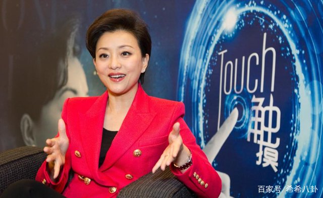 杨澜回应婚内出轨言论，和丈夫吴征相识是因为啥？