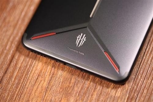 想换5G手机，红魔5G怎么样？