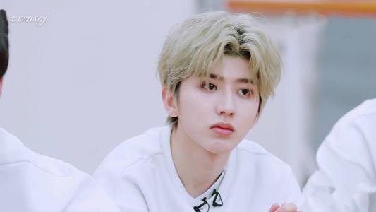 蔡徐坤粉丝退出B站,为什么蔡徐坤被网友黑得这么惨?