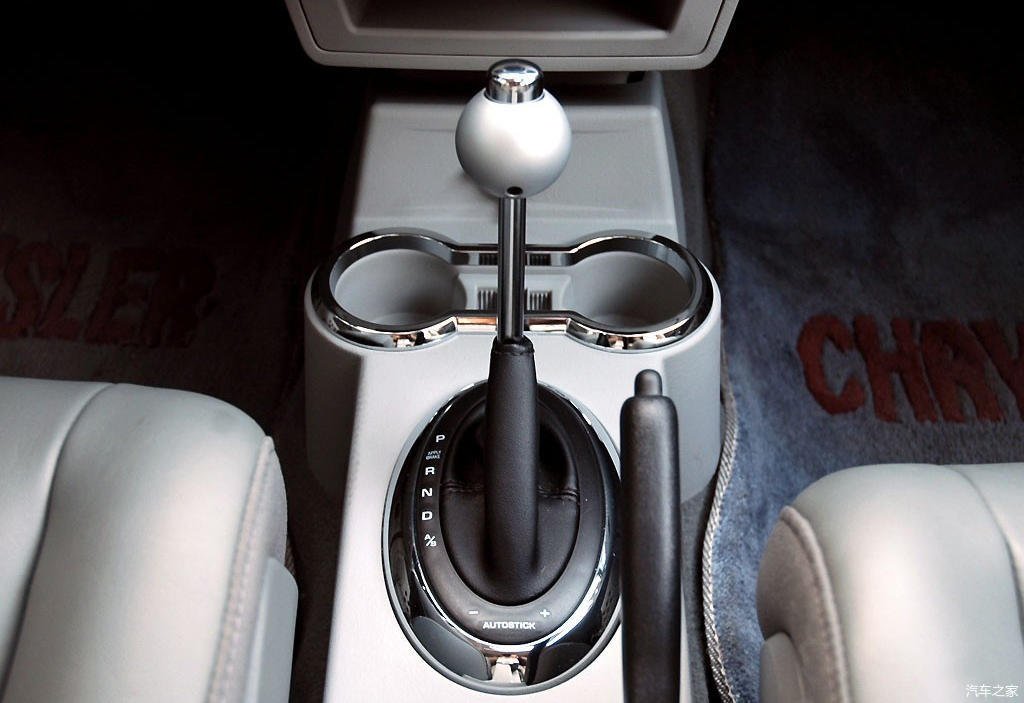 我眼中的经典车:克莱斯勒PT 漫步者