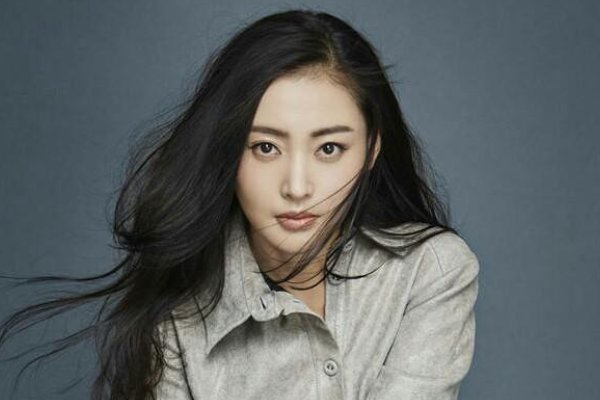 张天爱回应背后有金主的传闻，你如何看待她的回应？