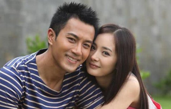 刘恺威和女儿合唱正面照曝光为何杨幂之前一直不公开呢？