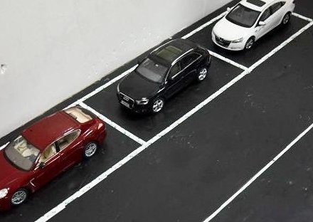 侧方停车的正确方法是怎样的？