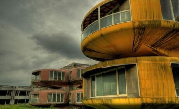 台湾三芝最初是为富人打造豪华度假村，现成为“鬼镇”，发生了什么？